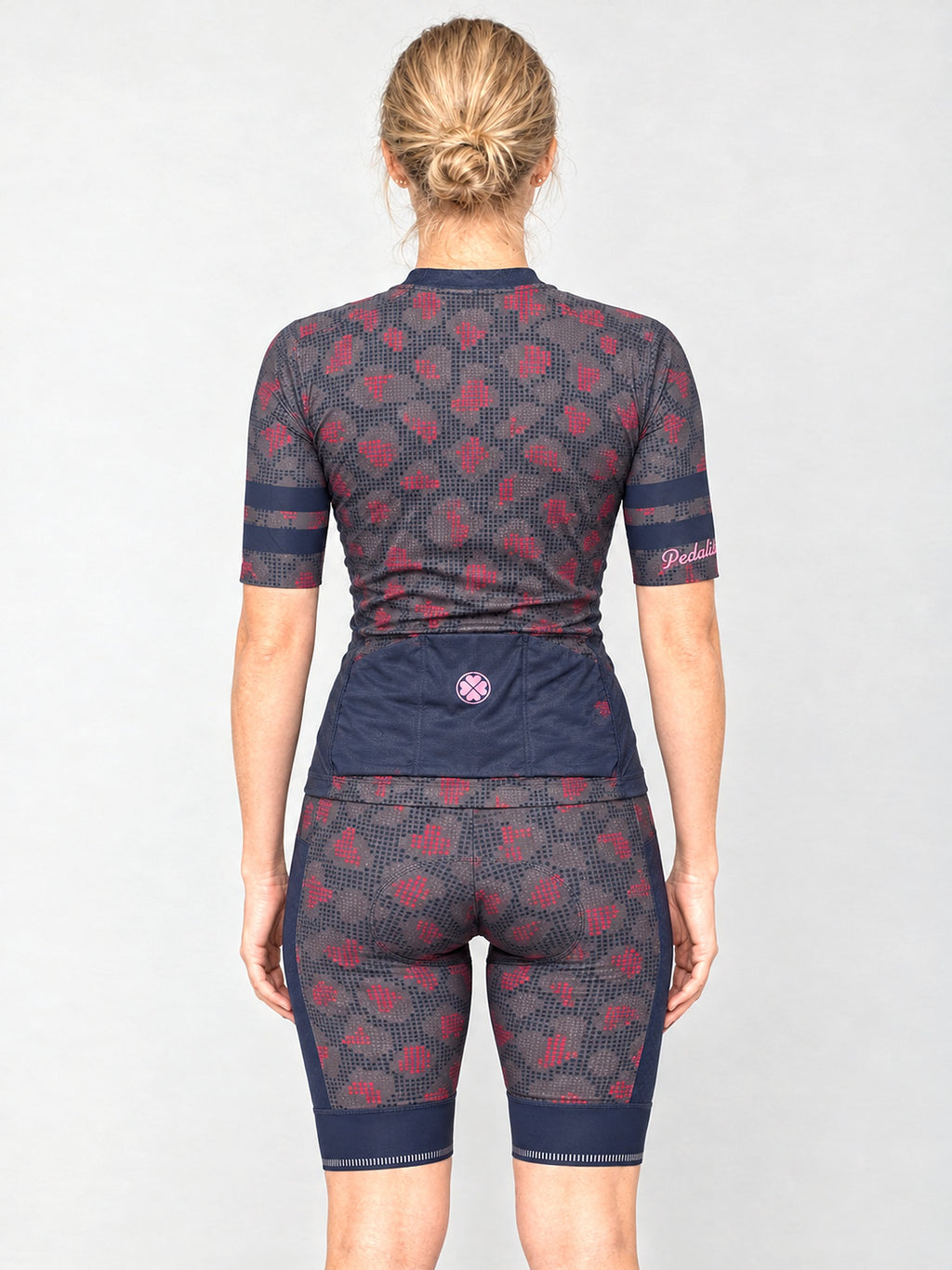 Model wearing the gray Kittie kit, back view